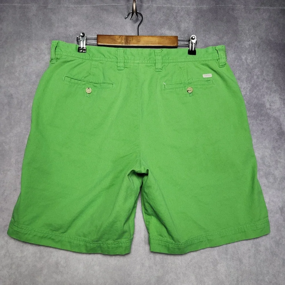 Izod Saltwater Mens Green Cotton Chino Shorts Size 38 Summer Casual